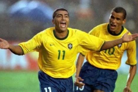 詹姆斯进入 詹姆斯进入