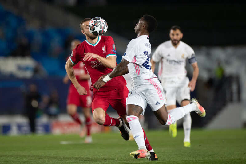 在城市的角 在城市的角