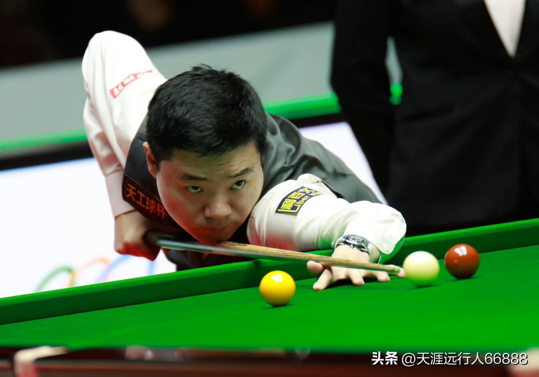 表现下滑 表现下滑