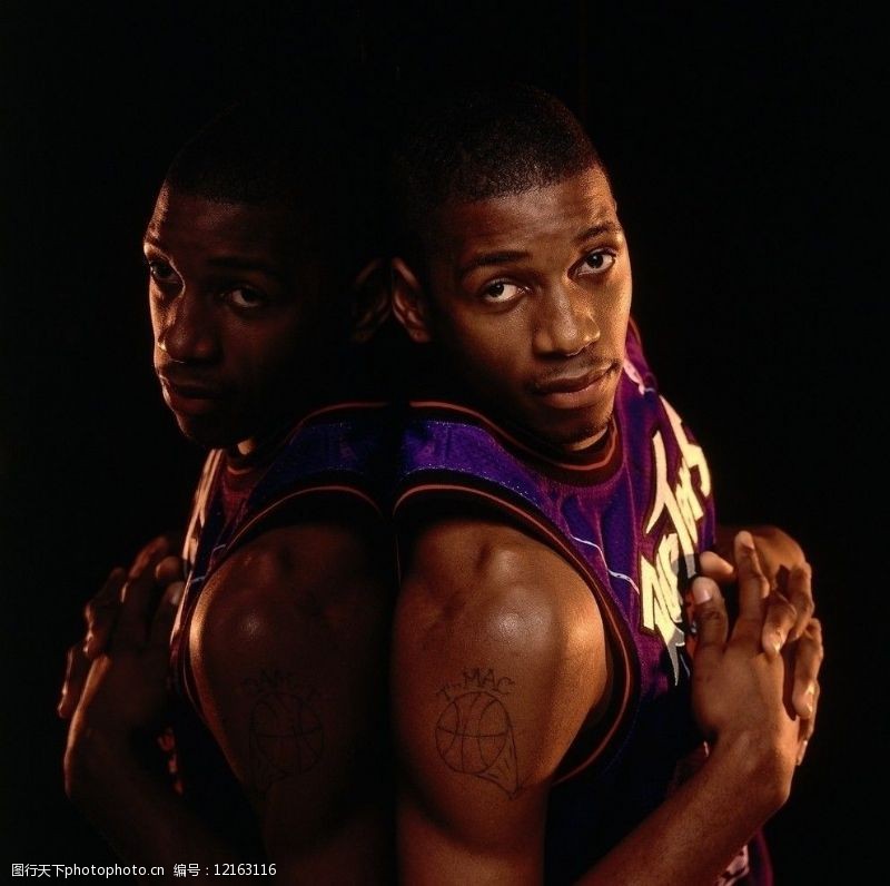 掘金半场落 掘金半场落