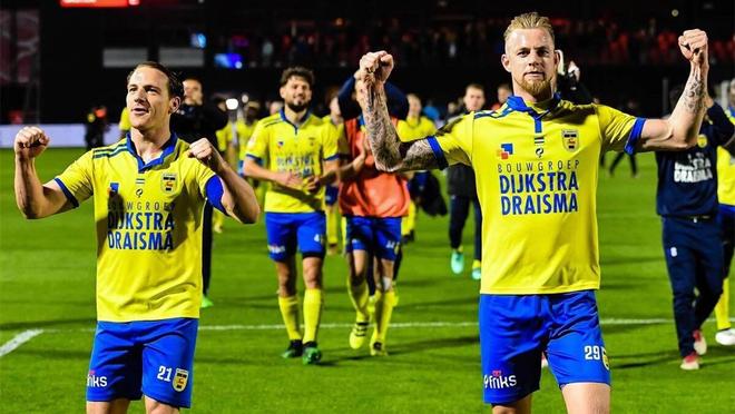 一线队升降 一线队升降